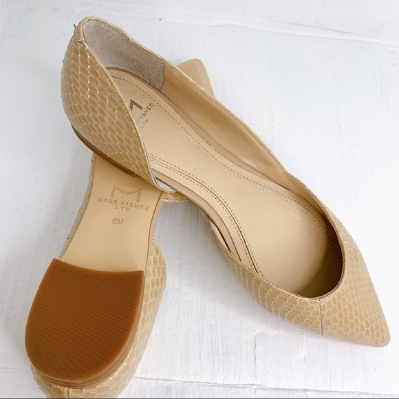 🛍SOLD 🛍 Marc Fisher snake skin nude flats - Picture 5 of 11